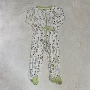 Tuffy Green and White giraffe One Piece footie / sleeper